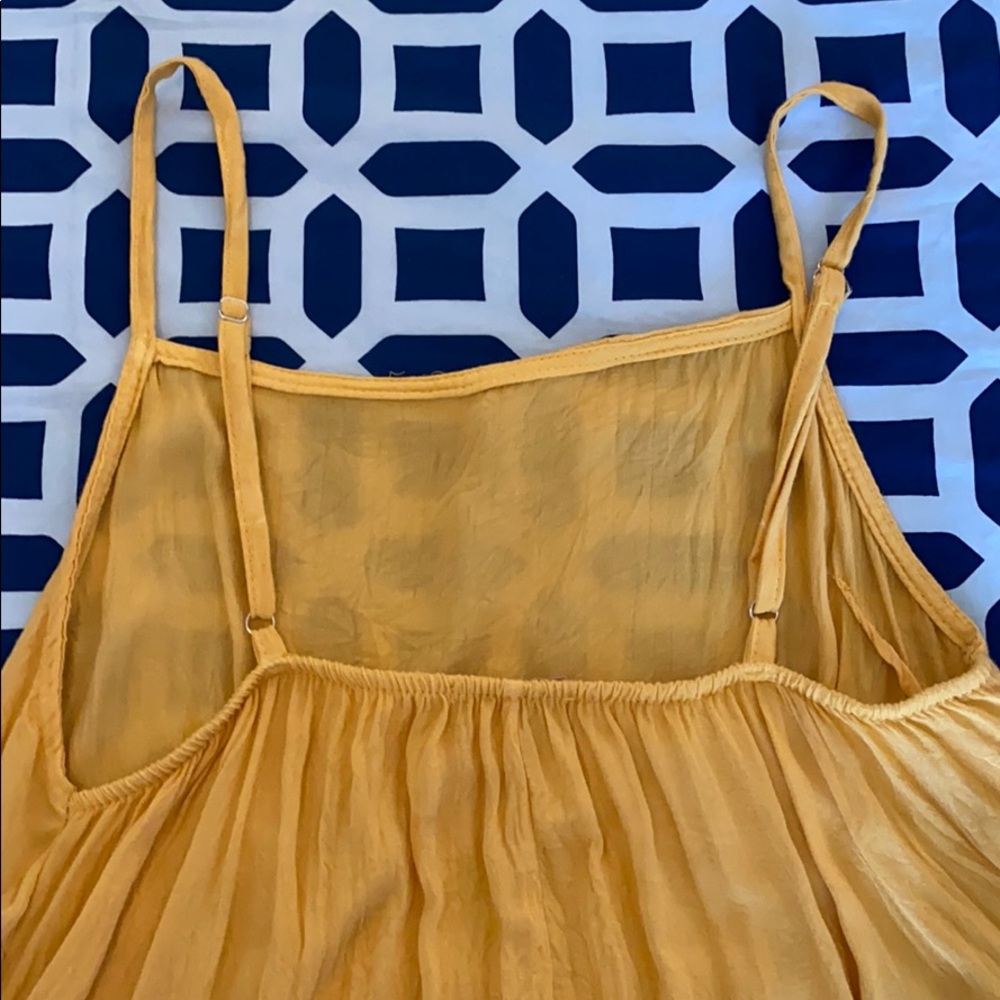 Yellow top - Picture 3 of 4